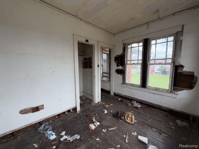 8788 Dexter Avenue, Detroit, MI 48206