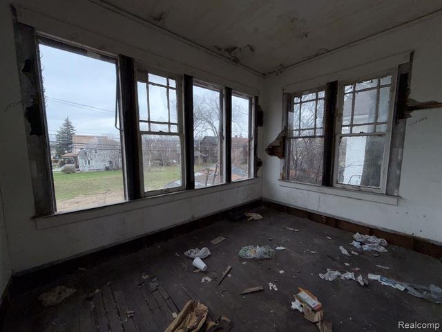 8788 Dexter Avenue, Detroit, MI 48206