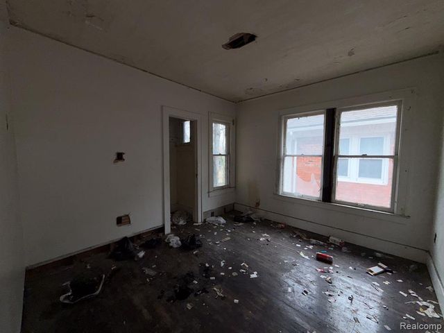 8788 Dexter Avenue, Detroit, MI 48206