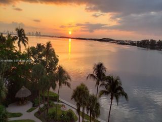 2451 Brickell Ave 18F, Miami, FL 33129