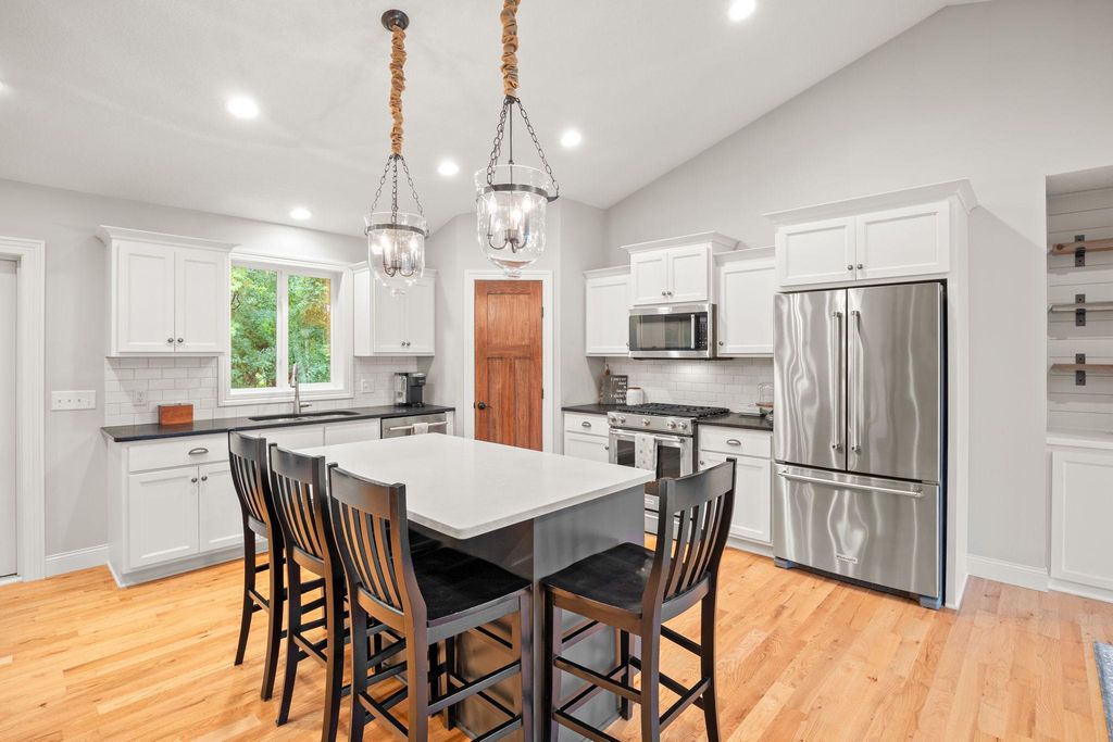 1910 Buffalo Ridge Drive, Buffalo, MN 55313 — photo 4