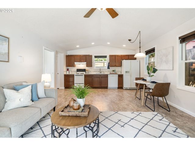 5317 Se BYBEE Blvd, Portland, OR 97206