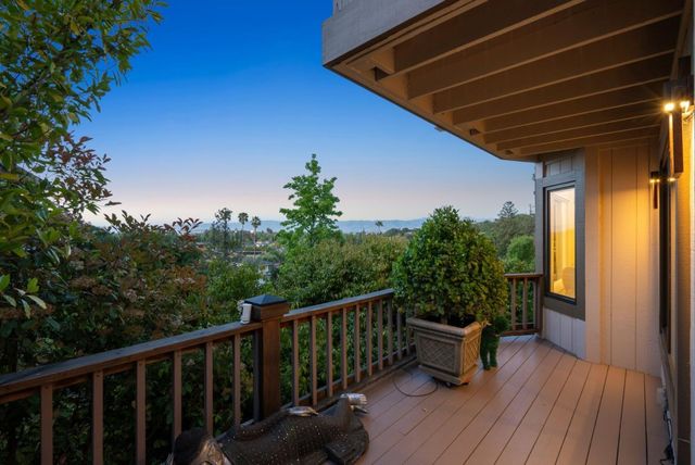 5958 Dry Oak Drive, San Jose, CA 95120