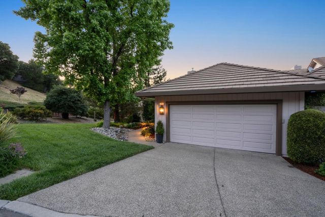 5958 Dry Oak Drive, San Jose, CA 95120