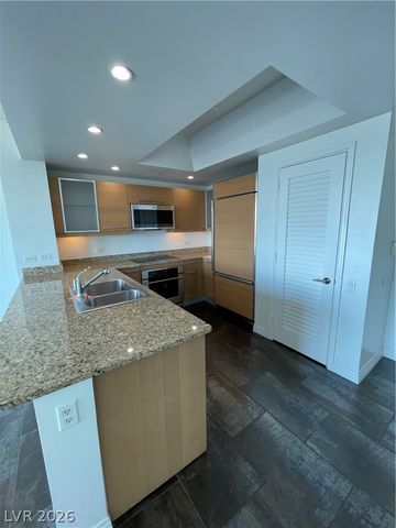 322 KAREN Avenue 2805, Las Vegas, NV 89109