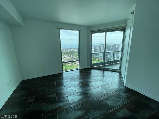 322 KAREN Avenue 2805, Las Vegas, NV 89109