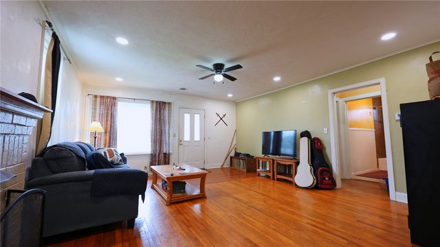 1112 10th Street, Rogers, AR 72756