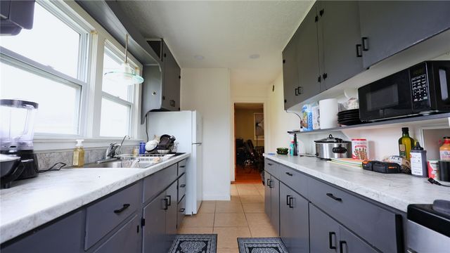 1112 10th Street, Rogers, AR 72756