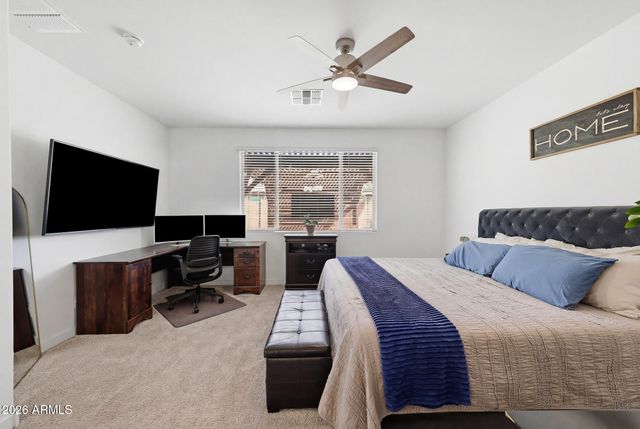 2208 E PALMDALE Lane, Gilbert, AZ 85298