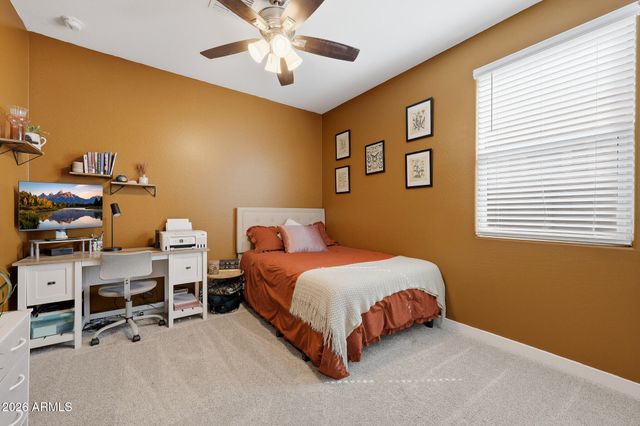 2208 E PALMDALE Lane, Gilbert, AZ 85298