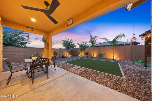 2208 E PALMDALE Lane, Gilbert, AZ 85298