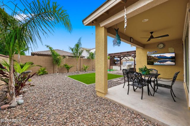2208 E PALMDALE Lane, Gilbert, AZ 85298