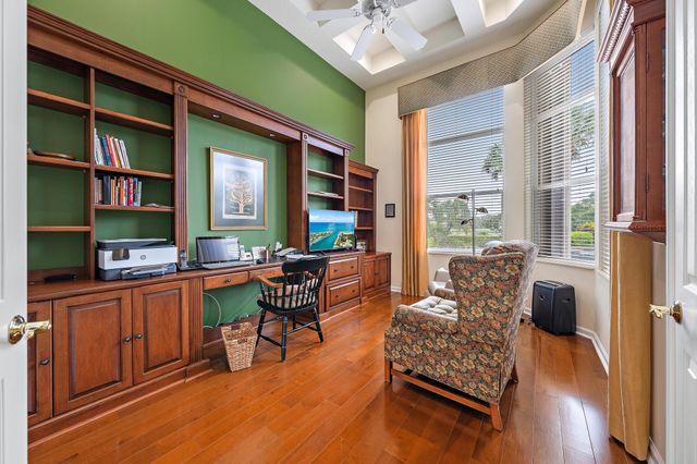 7960 Sandhill Court, West Palm Beach, FL 33412