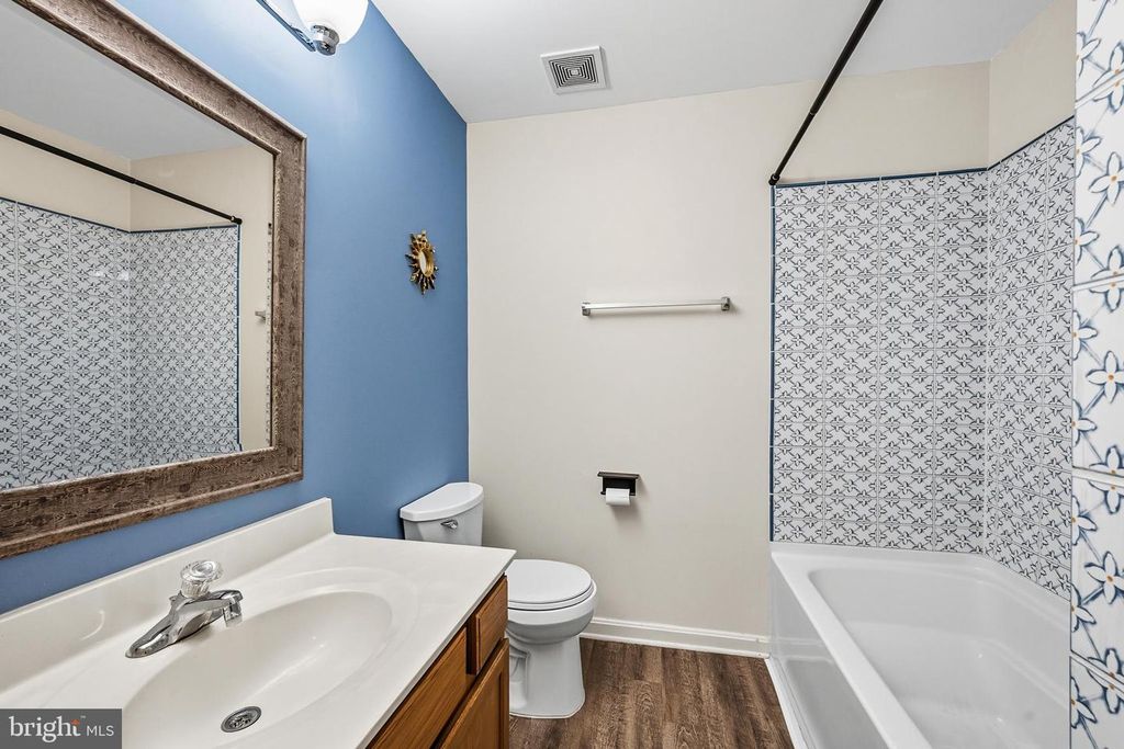 Image 36 of property listing at 7133 WYTHEVILLE CIR, Fredericksburg, VA 22407