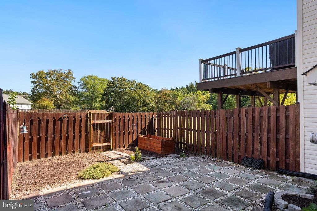 Image 39 of property listing at 7133 WYTHEVILLE CIR, Fredericksburg, VA 22407