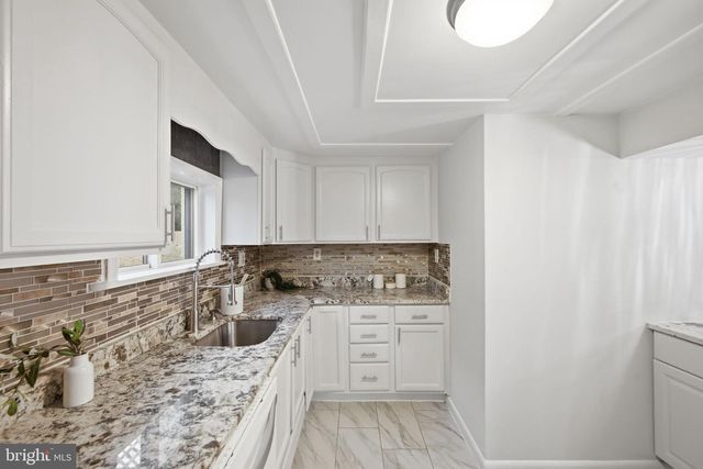 417 MEADOW RD, Baltimore, MD 21206