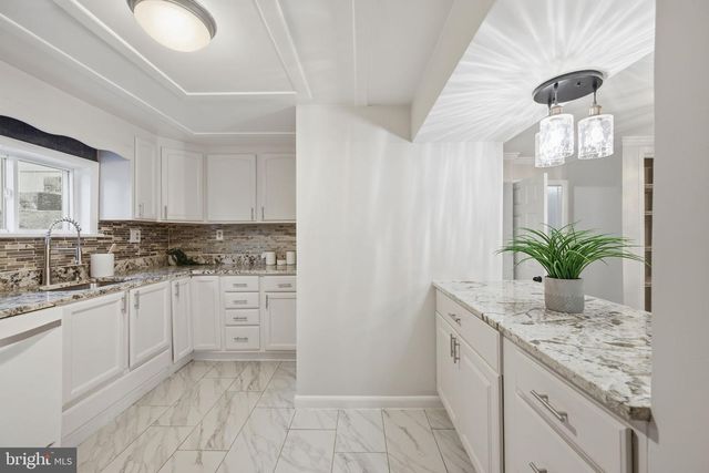 417 MEADOW RD, Baltimore, MD 21206