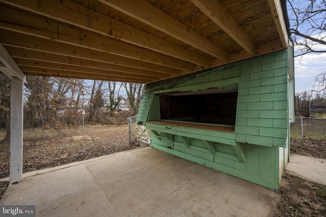 417 MEADOW RD, Baltimore, MD 21206