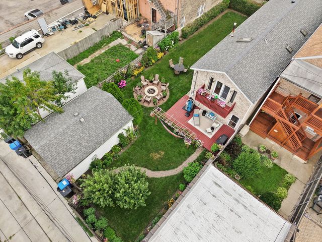 614 W 37th Street, Chicago, IL 60609