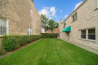 614 W 37th Street, Chicago, IL 60609