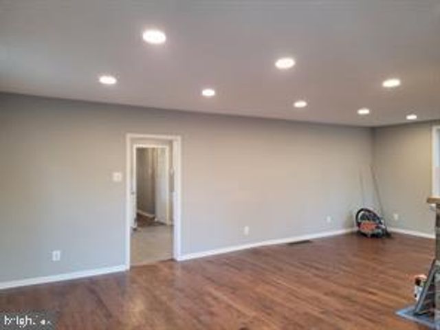 2822 JENKINTOWN RD, Glenside, PA 19038