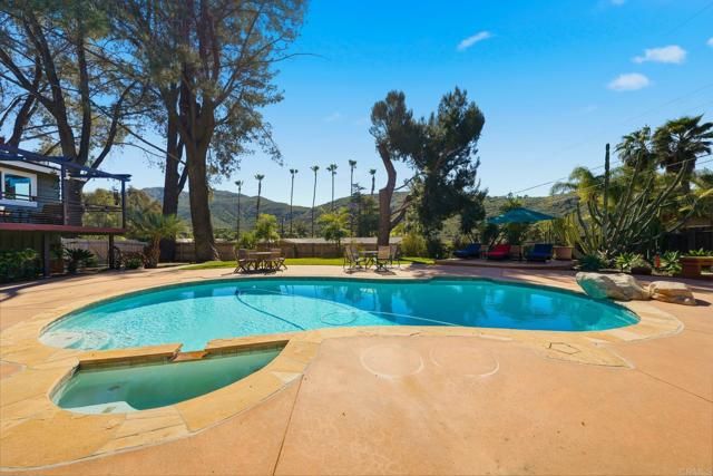 3212 Star Acres Drive, Spring Valley, CA 91978