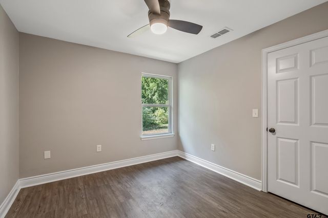 1600 N Spring Ave, Tyler, TX 75701