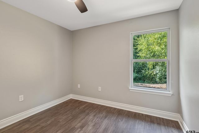 1600 N Spring Ave, Tyler, TX 75701