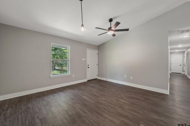 1600 N Spring Ave, Tyler, TX 75701