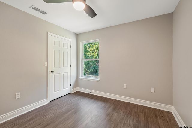 1600 N Spring Ave, Tyler, TX 75701