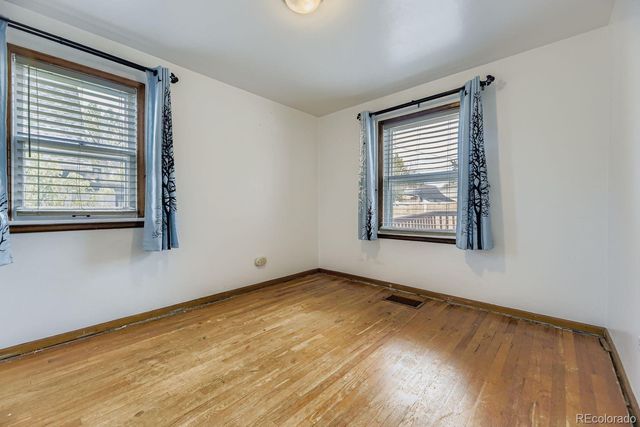 2070 S Grant Street, Denver, CO 80210