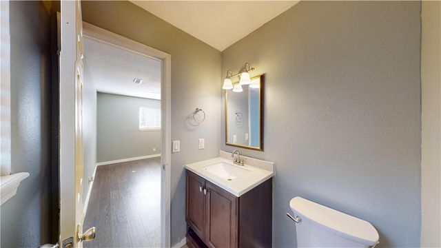 817 N 30th Street, Rogers, AR 72756