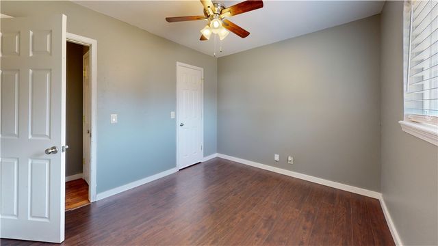 817 N 30th Street, Rogers, AR 72756