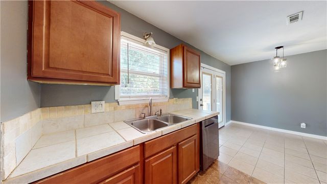 817 N 30th Street, Rogers, AR 72756