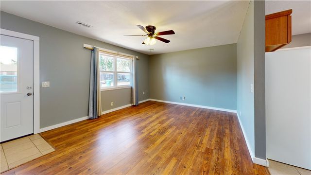 817 N 30th Street, Rogers, AR 72756