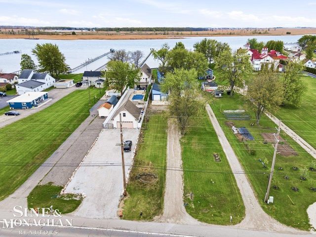 6143 Pointe Tremble Road Road, Clay Twp, MI 48001