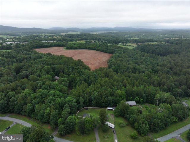 319 FOX HUNTERS LN, Madison, VA 22727