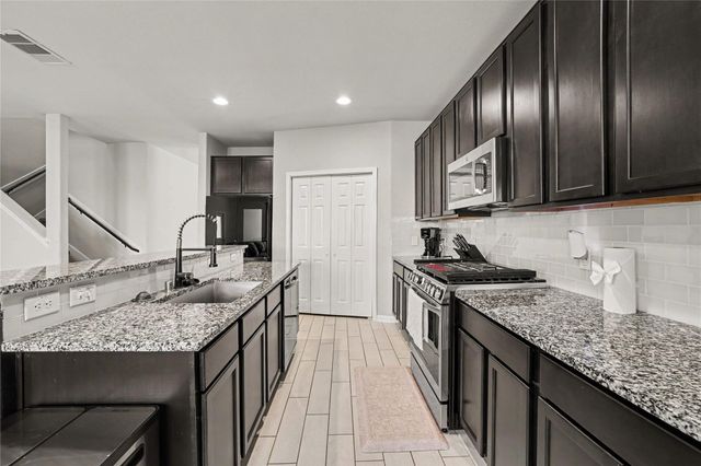 15535 Abbotshall Bend Drive, Humble, TX 77346