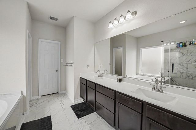 15535 Abbotshall Bend Drive, Humble, TX 77346