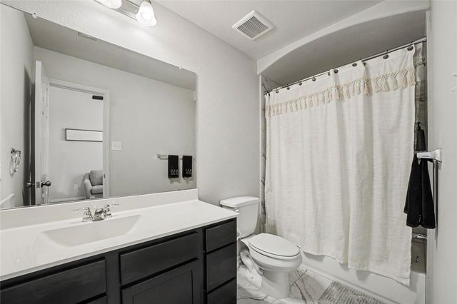 15535 Abbotshall Bend Drive, Humble, TX 77346