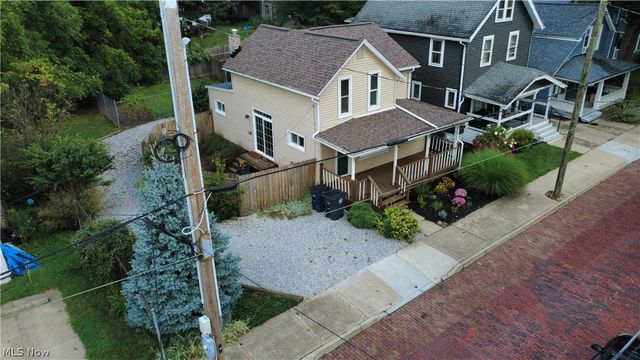 56 Charlotte Street, Akron, OH 44303