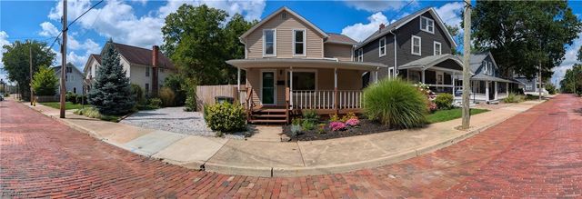 56 Charlotte Street, Akron, OH 44303