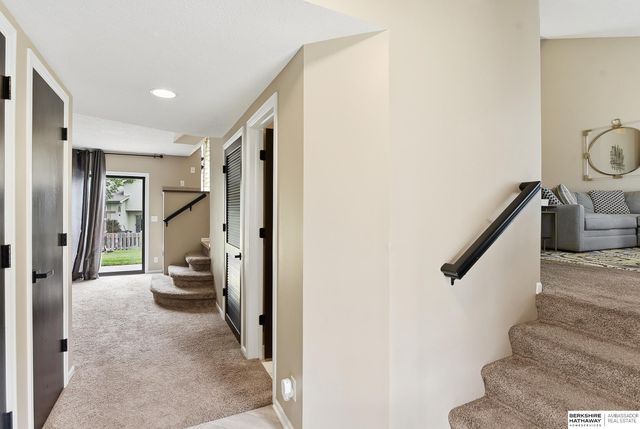 15124 Birch Street, Omaha, NE 68116