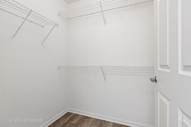 136 Beethoven Court 136, Wheaton, IL 60189