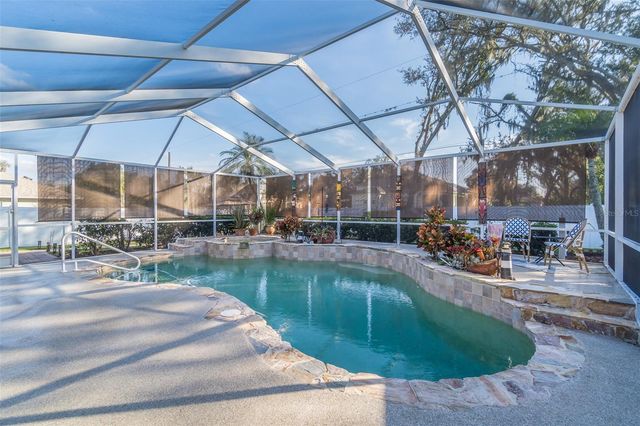 2807 COMMONWEALTH AVENUE, Valrico, FL 33594