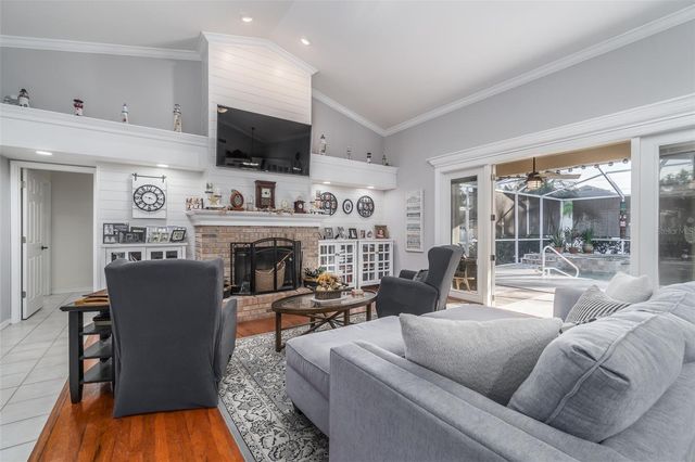 2807 COMMONWEALTH AVENUE, Valrico, FL 33594