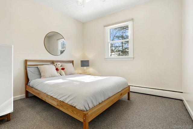 4 Laura Drive, Airmont, NY 10952