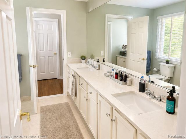 1395 Country Club Road, Bloomfield Hills, MI 48304