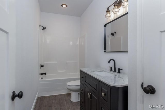 25570 Ridgeview Lane, Waynesville, MO 65583