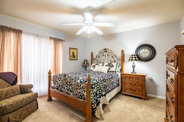 812 Broadmoor Drive, Huntsville, TX 77340